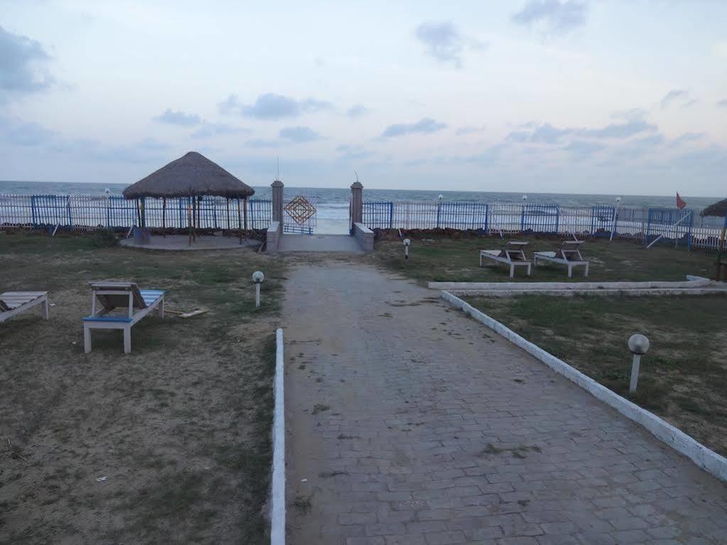 Bombay Beach Resort 만다르모니 외부 사진